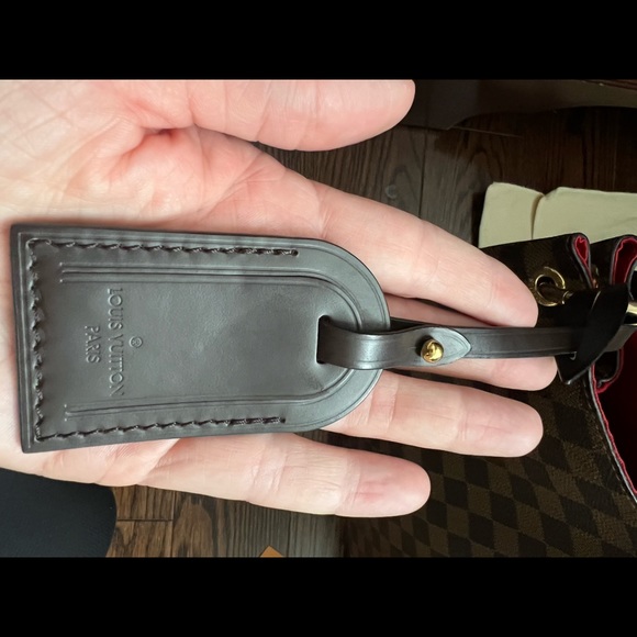 SOLD Authentic Louis Vuitton Graceful MM - Picture 13 of 15